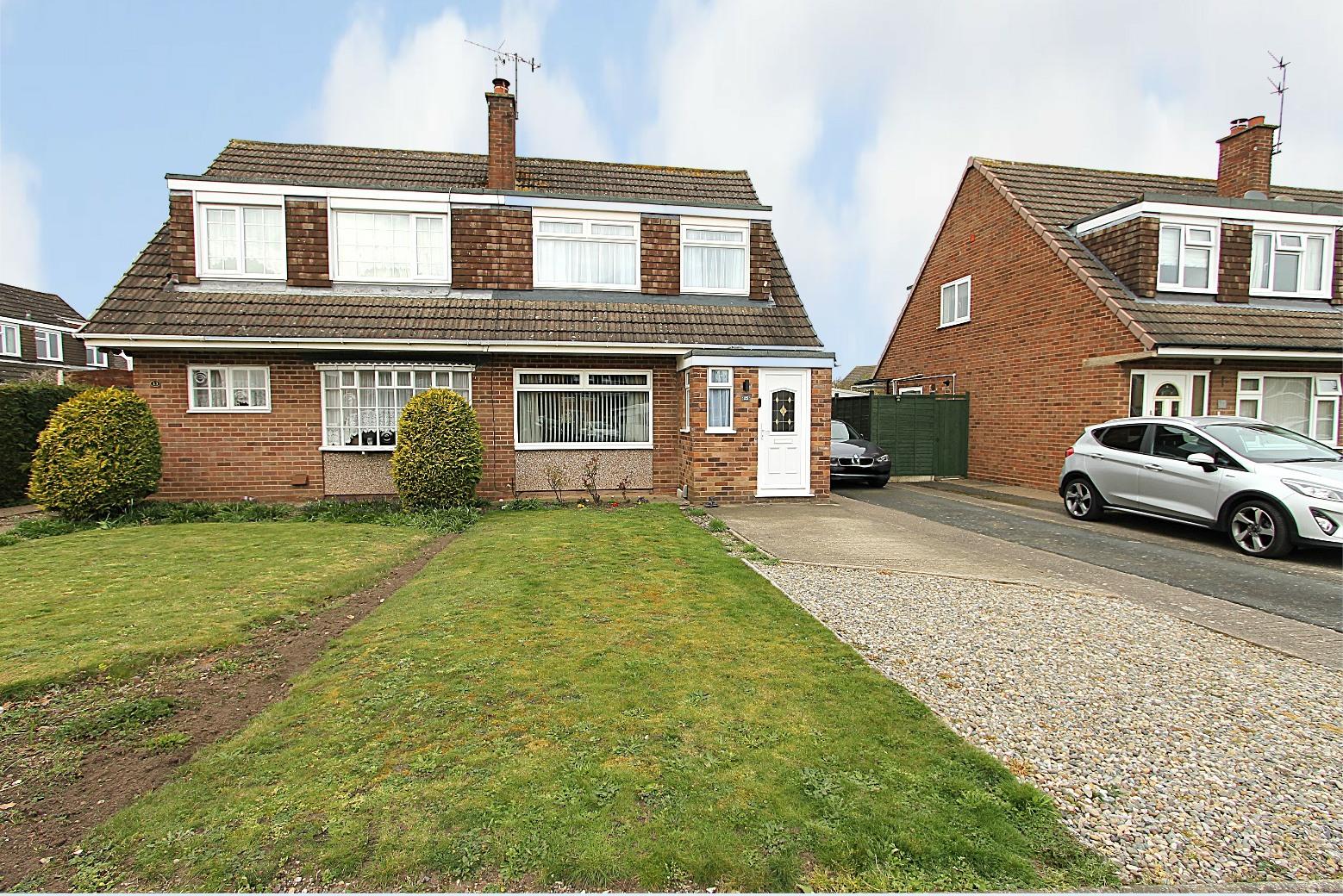 3 bed property in Willowfield Drive, Kidderminster